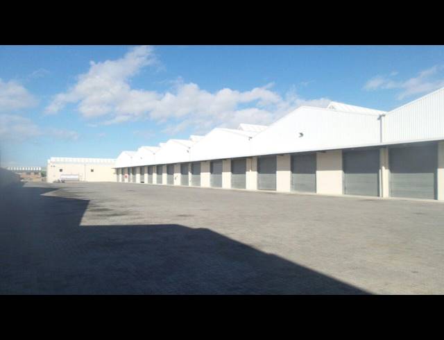1,784M² FACTORY TO LET IN BLACKHEATH INDUSTRIAL